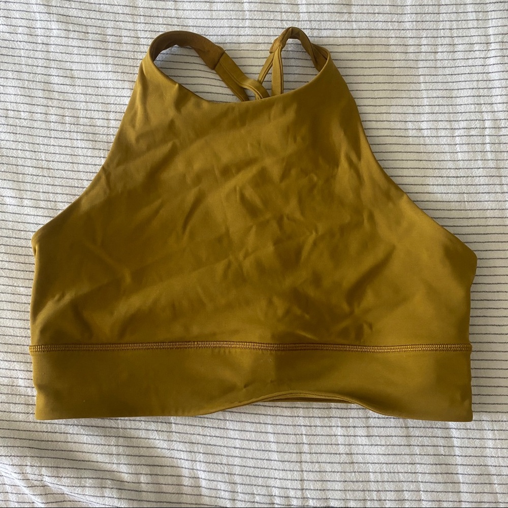Lululemon high neck sports bra 12